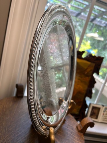 Ornate silver plated round - ornate,