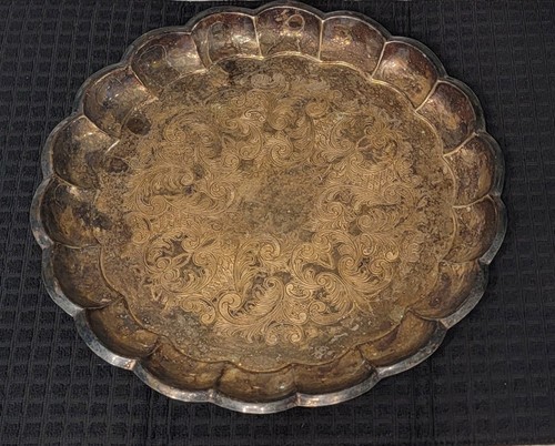 Vintage mixed metal round - metal,